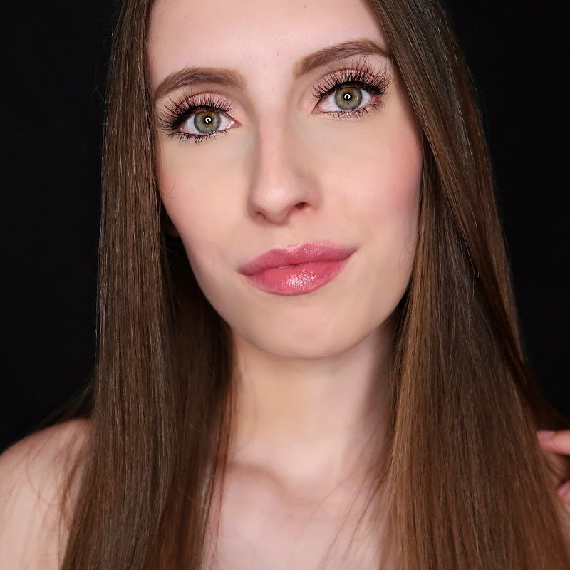 ASMR Lisa - relaxing ASMR for sleep