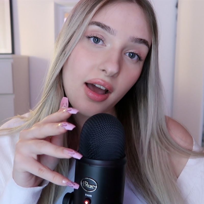 ASMR Paula - relaxing ASMR for sleep