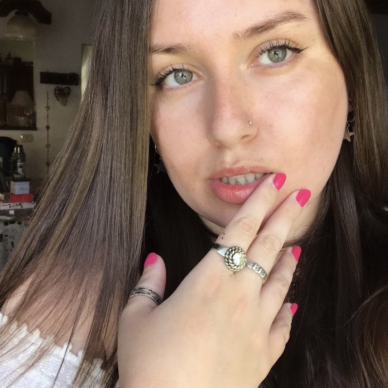 Celina Whispers - ASMR relajante para dormir