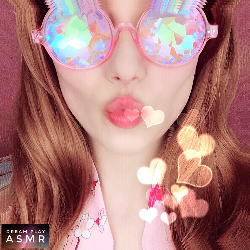 Dream Play ASMR - gentle ASMR whispering