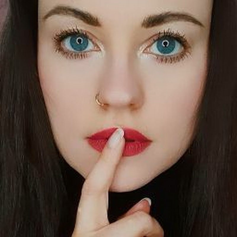 Elena ASMR - immersive ASMR roleplay