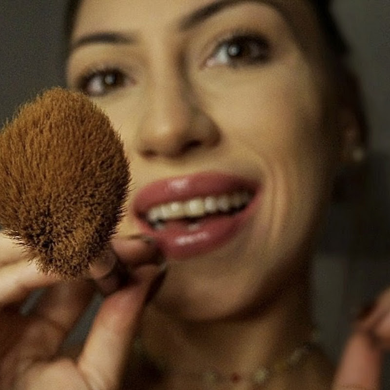 Karina Vanussi ASMR - relaxing ASMR for sleep