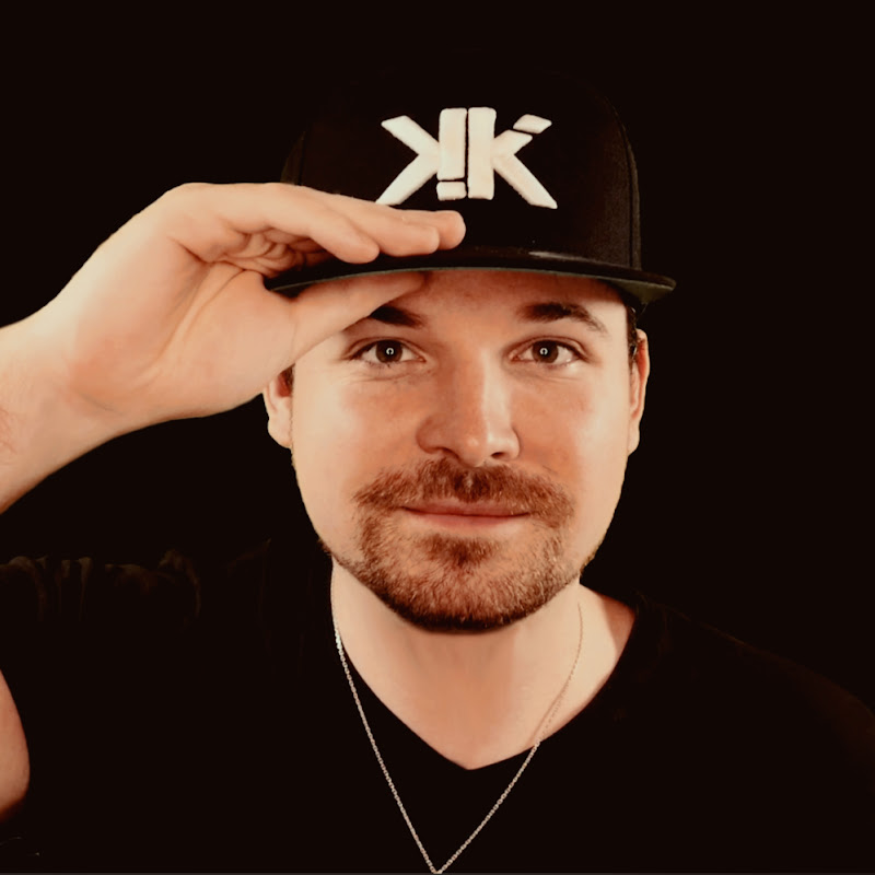 KennyK ASMR - immersive ASMR roleplay