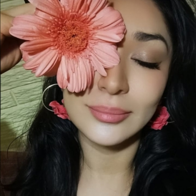Laura Pons ASMR - ASMR relajante para dormir