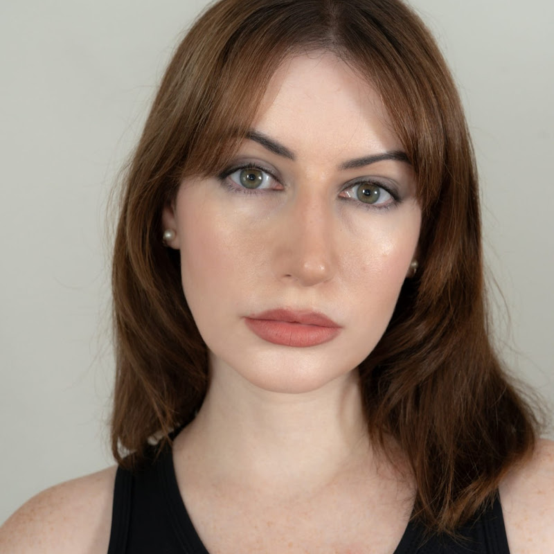 Solange Prata - ASMR - immersive ASMR roleplay